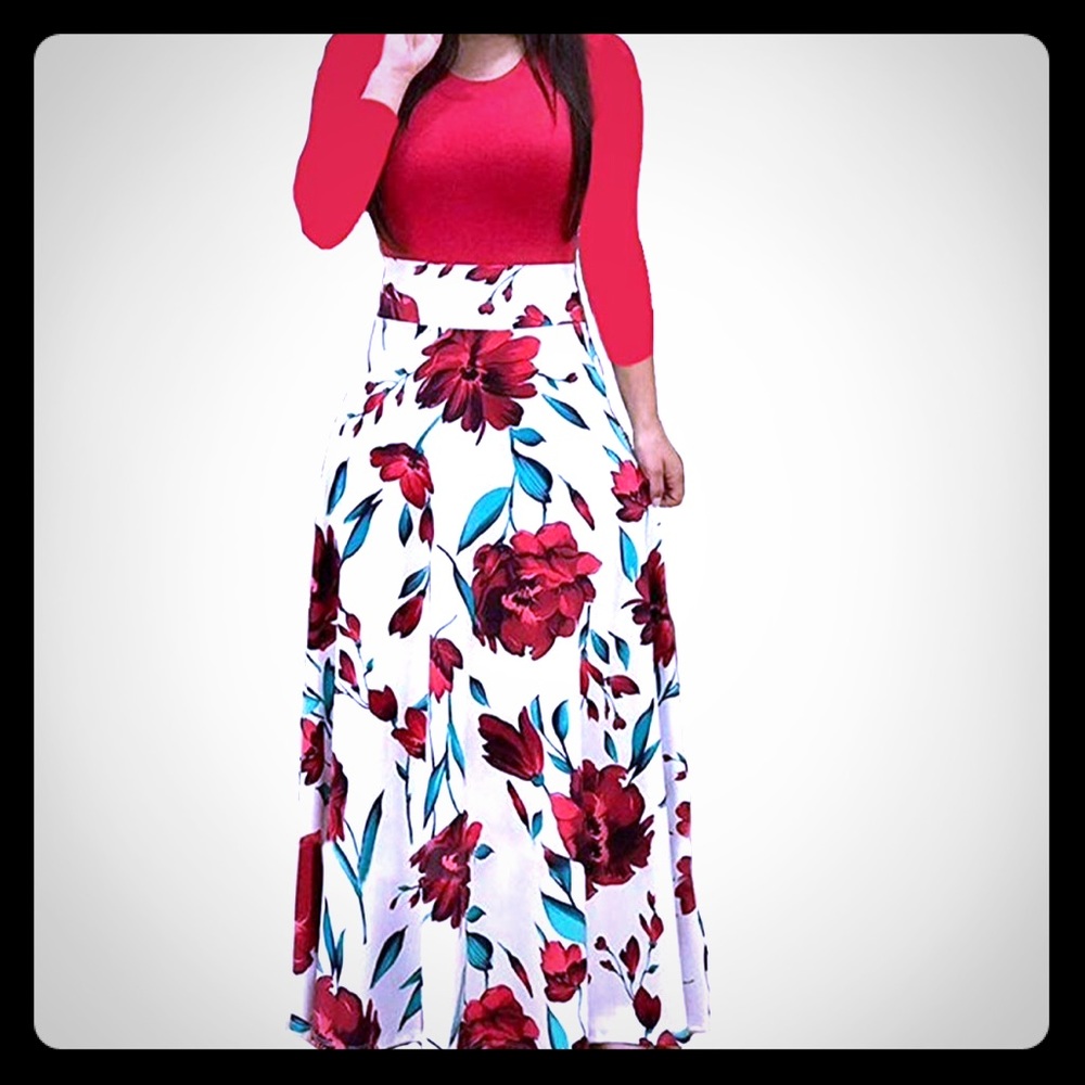 NWT Red Long Sleeve Floral Maxi Dress Size M